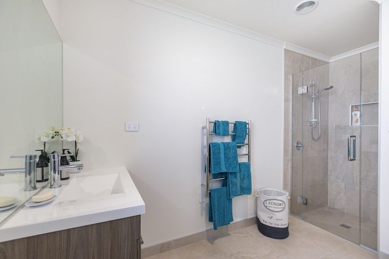 Photo of property in 8 Kitty Frazer Lane, Omaha, 0986