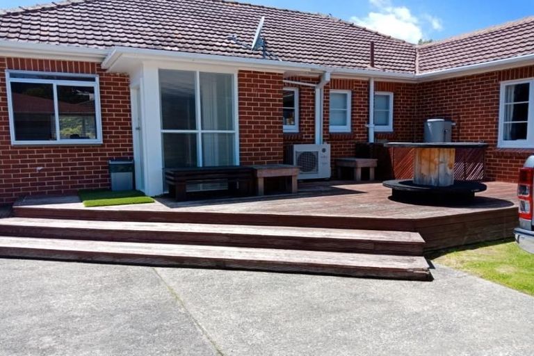 Photo of property in 42 Whitemans Road, Silverstream, Upper Hutt, 5019