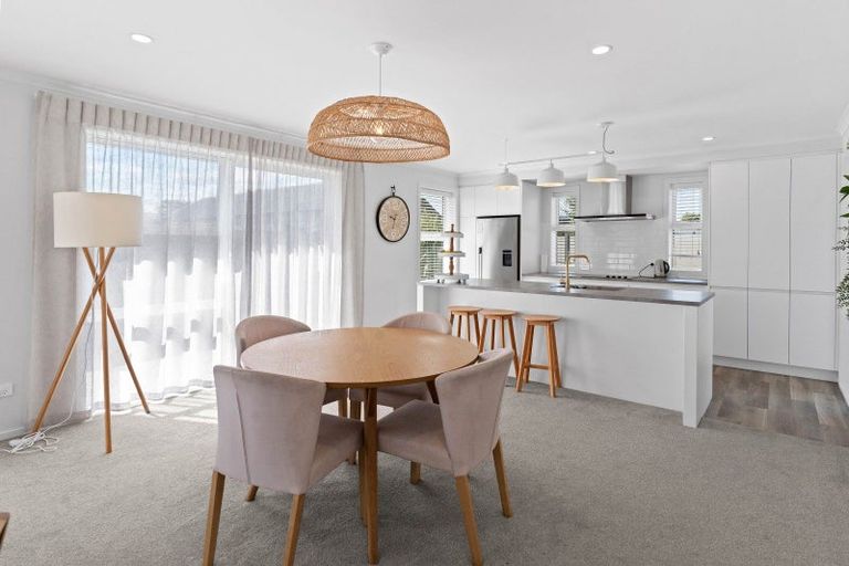 Photo of property in 1 Peony Drive, Greytown, 5712