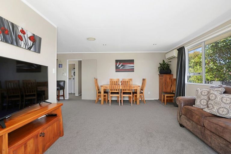 Photo of property in 70 Hyde Avenue, Richmond Heights, Taupo, 3330
