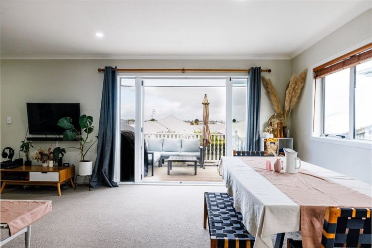 Photo of property in 72 Queens Avenue, Frankton, Hamilton, 3204