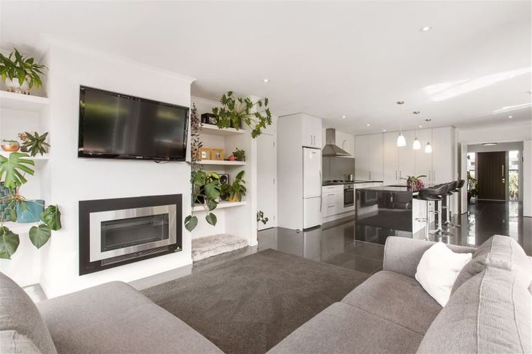 Photo of property in 175b Palmers Road, New Brighton, Christchurch, 8083