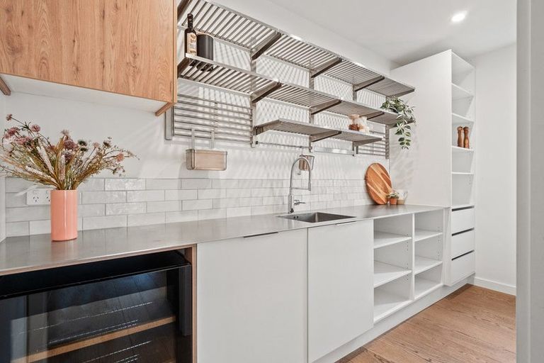 Photo of property in 93 Muster Road, Jacks Point, 9371