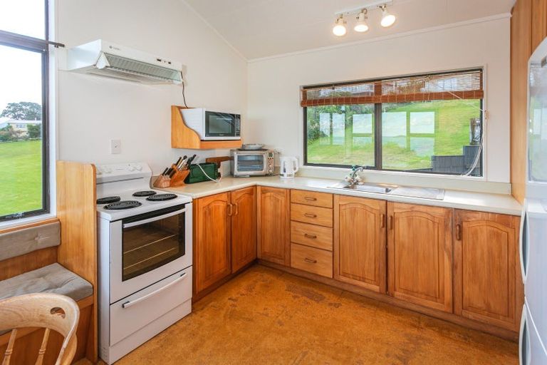 Photo of property in 218 Paku Drive, Tairua, 3508