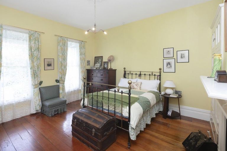 Photo of property in 86 Colombo Street, Beckenham, Christchurch, 8023