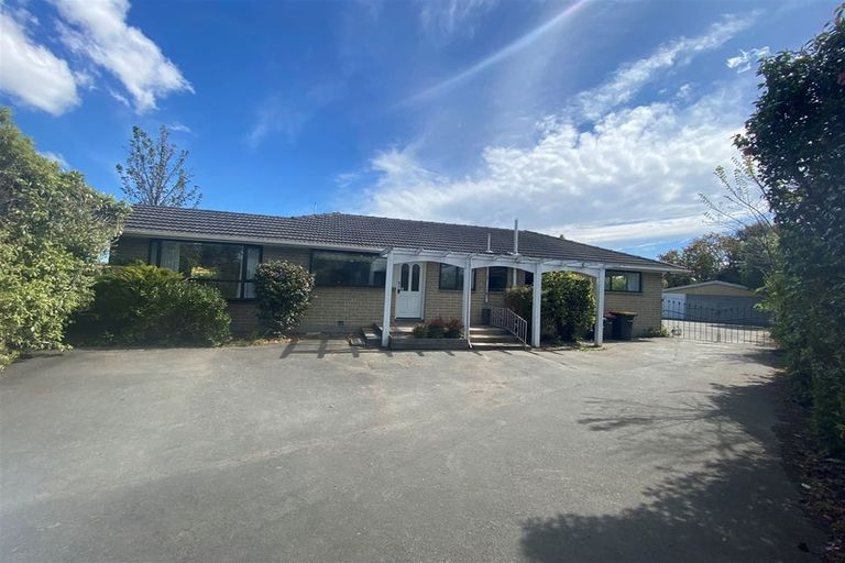 Photo of property in 15 Greers Road, Ilam, Christchurch, 8041