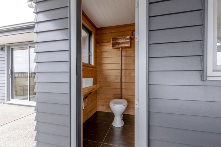 Photo of property in 85 Pukepapa Road Extn, Bulls, Marton, 4789