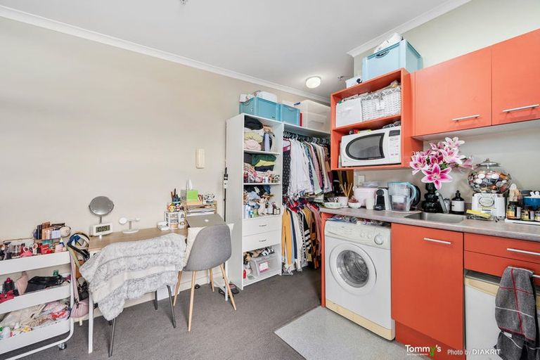 Photo of property in Aitken Street Apartments, 713/5 Aitken Street, Thorndon, Wellington, 6011