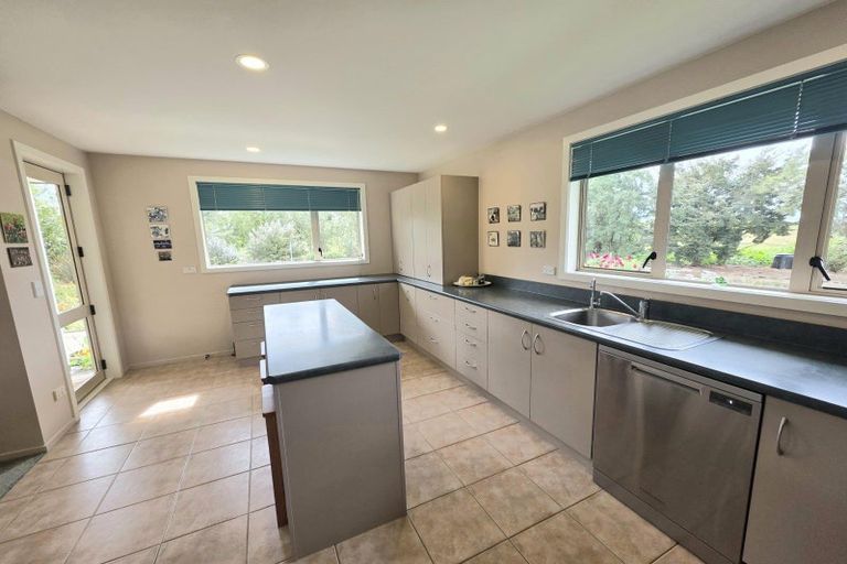 Photo of property in 374 Airedale Road, Weston, Oamaru, 9492