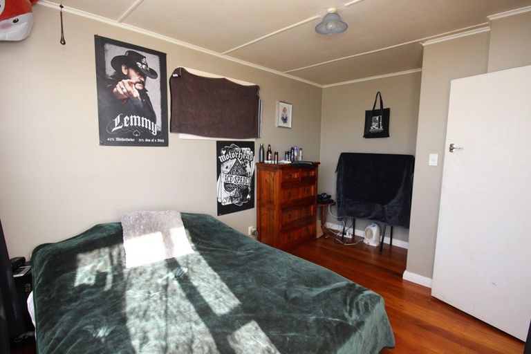 Photo of property in 12 Standish Street, Inglewood, 4330