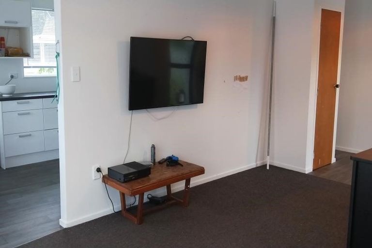 Photo of property in 43 Amberley Avenue, Westbrook, Palmerston North, 4412