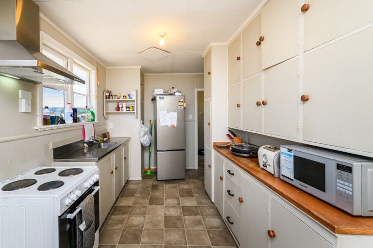 Photo of property in 5 Clyde Crescent, Roslyn, Palmerston North, 4414