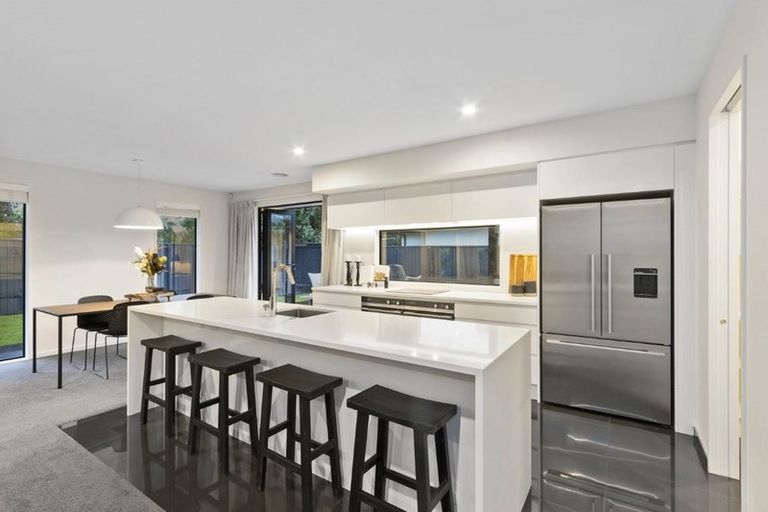 Photo of property in 10 Guilder Drive, Prebbleton, 7604