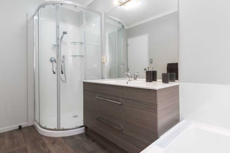 Photo of property in 9 Tupare Heights, Pyes Pa, Tauranga, 3112