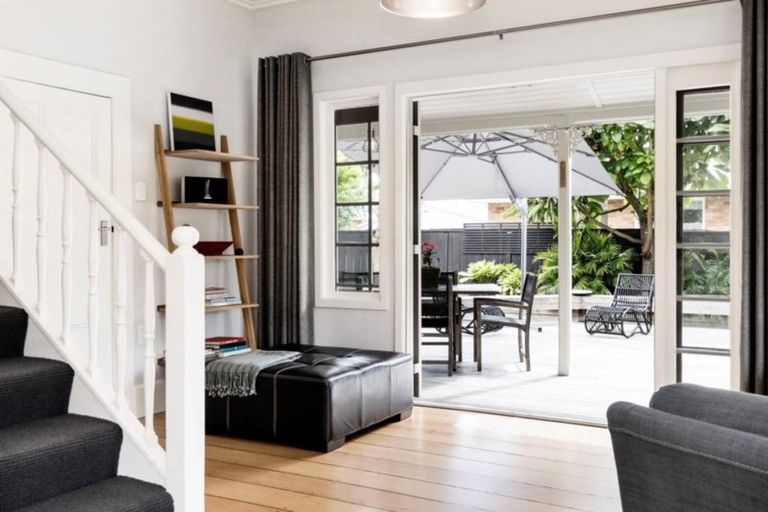 Photo of property in 5 Kiwi Crescent, Tauranga South, Tauranga, 3112