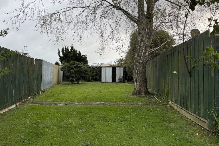 Photo of property in 1/435 Great South Road, Opaheke, Papakura, 2113