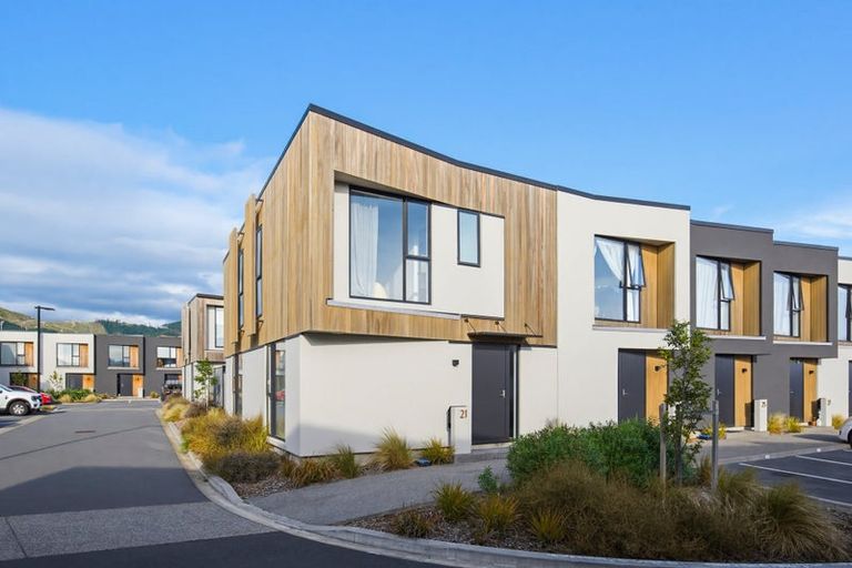 Photo of property in 21/10 Trieste Way, Paraparaumu, 5032