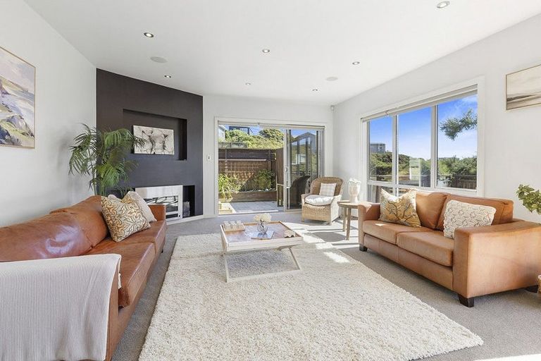 Photo of property in 62 Saint Ives Drive, Camborne, Porirua, 5026