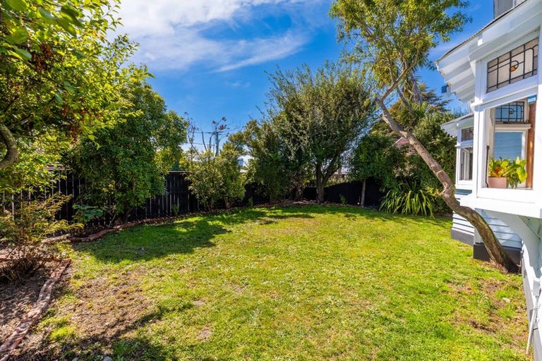 Photo of property in 1/136 North Avon Road, Richmond, Christchurch, 8013