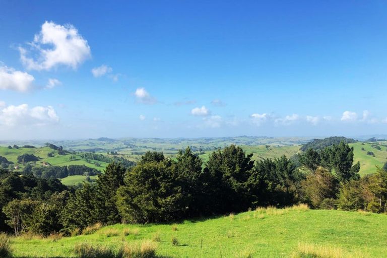 Photo of property in 504b Wairere Road, Maungaturoto, 0571