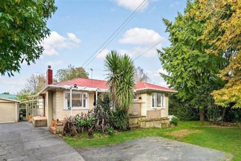 Photo of property in 19 Cosgrave Road, Papakura, 2110