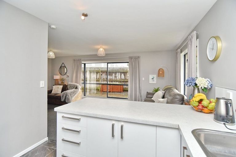 Photo of property in 12a Whittington Avenue, Woolston, Christchurch, 8023