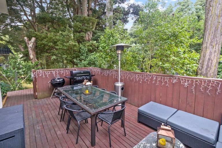 Photo of property in 2/35 Moore Street, Hillcrest, Auckland, 0627