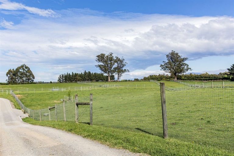 Photo of property in 175 Kennedys Hill Road, Cust, Rangiora, 7471