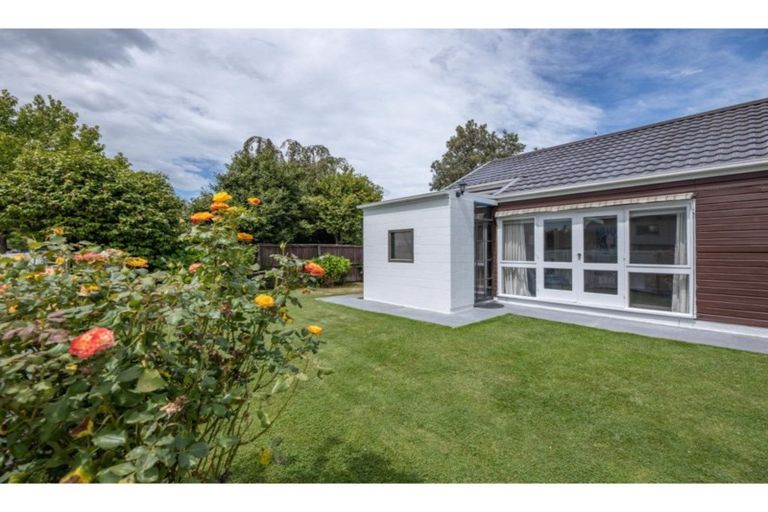 Photo of property in 23 Glenside Avenue, Ilam, Christchurch, 8041