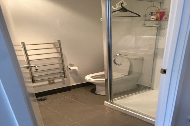 Photo of property in 2 Salford Place, Awapuni, Palmerston North, 4412