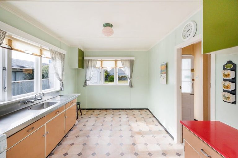 Photo of property in 308 Broadway Avenue, Palmerston North, 4414