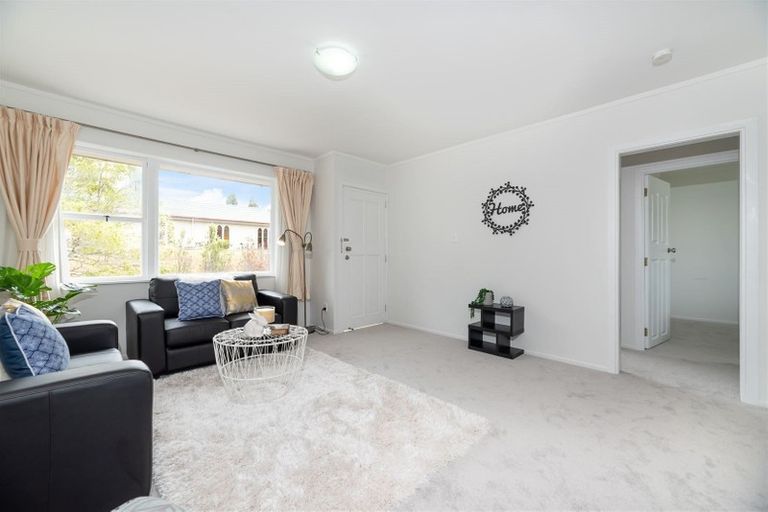 Photo of property in 3/261 Blockhouse Road, Avondale, Auckland, 0600