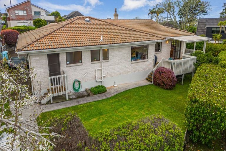 Photo of property in 15 Tatyana Place, Massey, Auckland, 0614