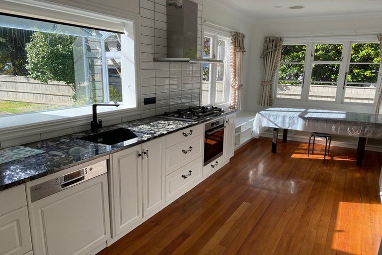 Photo of property in 35 Kopara Grove, Stokes Valley, Lower Hutt, 5019