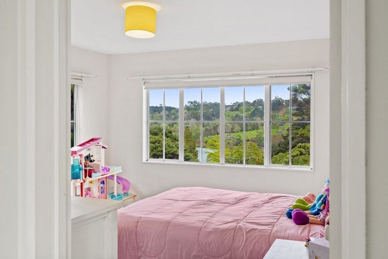 Photo of property in 20c Poplar Road, Stanmore Bay, Whangaparaoa, 0932