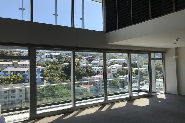 Photo of property in Montreaux Apartments, 10g/164 The Terrace, Wellington Central, Wellington, 6011
