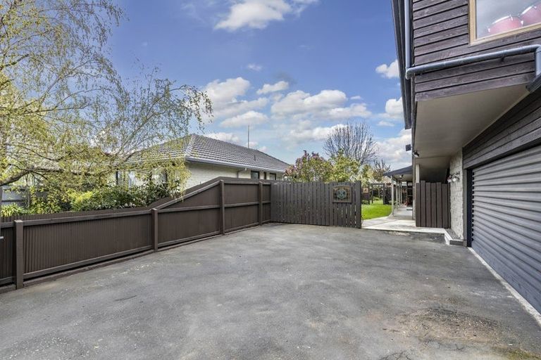 Photo of property in 4 Strachan Place, Rangiora, 7400