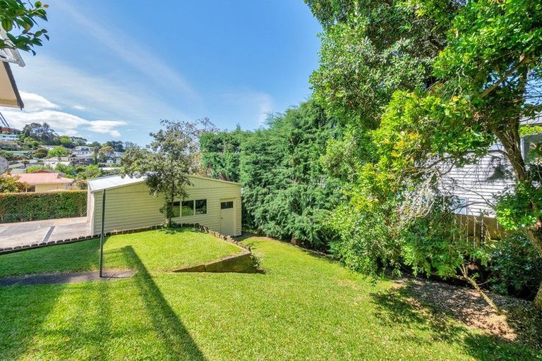 Photo of property in 50 Awaruku Road, Torbay, Auckland, 0630
