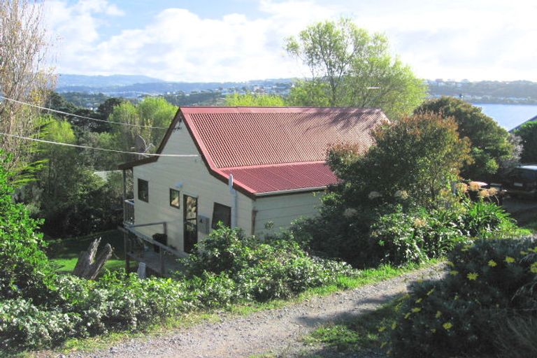 Photo of property in 3 Nevay Road, Miramar, Wellington, 6022