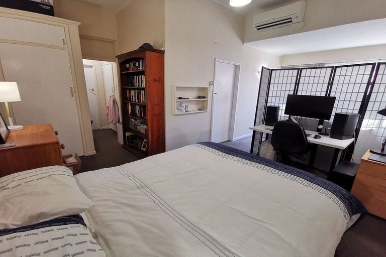 Photo of property in 1/29 Clifton Terrace, Kelburn, Wellington, 6012