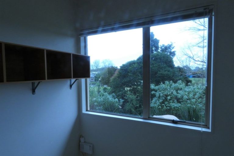 Photo of property in 27 Marinich Drive South, Ranui, Auckland, 0612