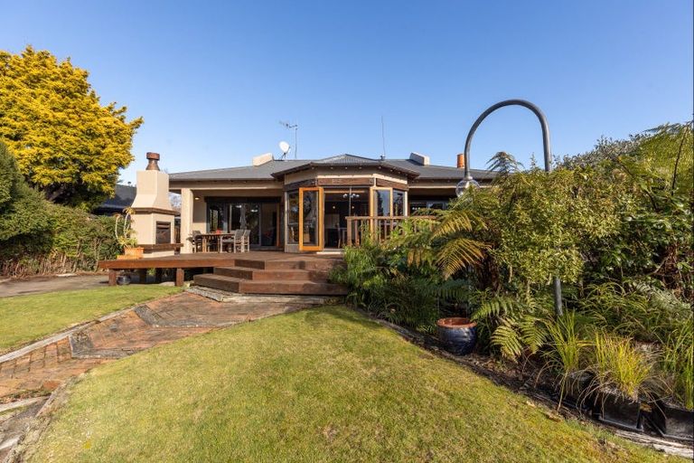 Photo of property in 445a Ruahine Street, Terrace End, Palmerston North, 4410