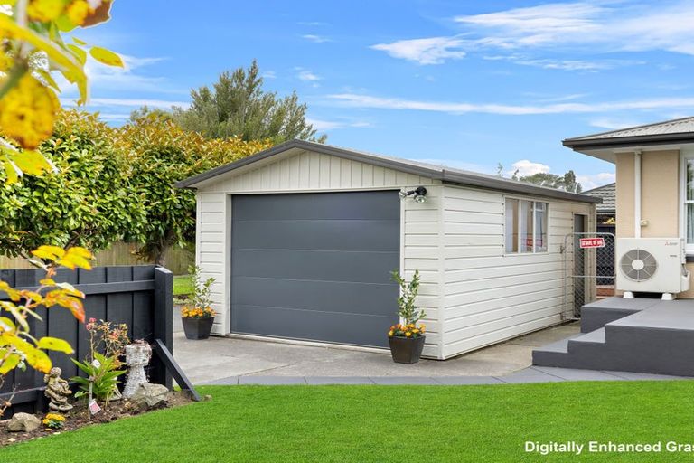 Photo of property in 856 Main North Road, Belfast, Christchurch, 8051