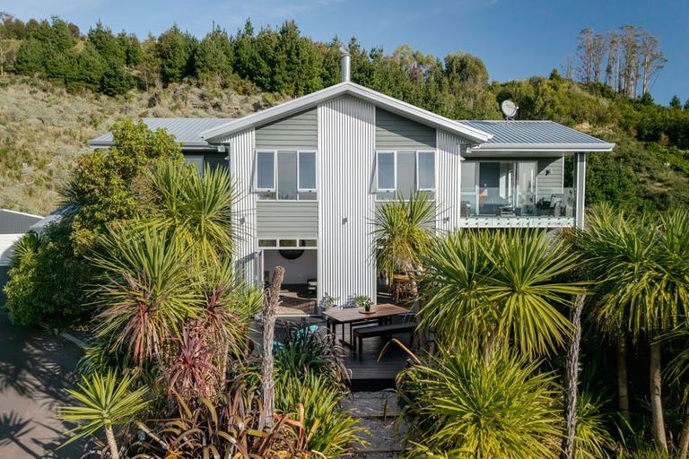 Photo of property in 191 Ngahere Park Road, Turitea, Palmerston North, 4472