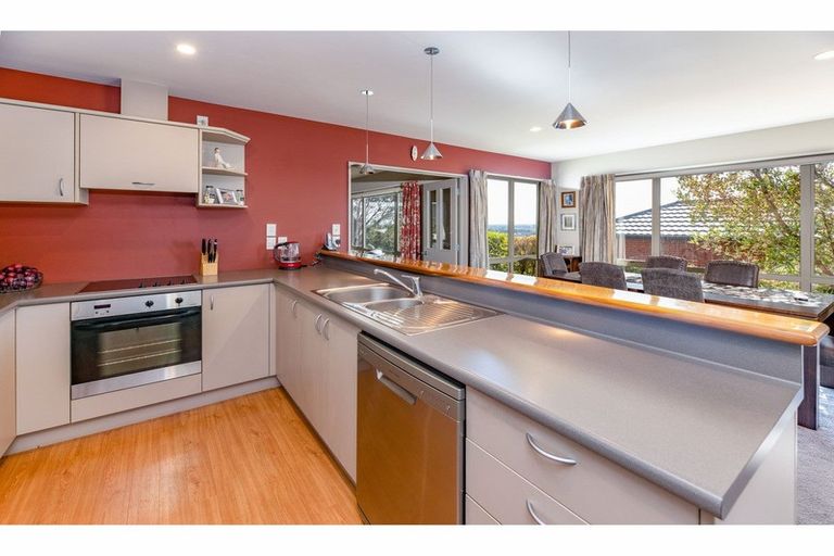 Photo of property in 29 Highcrest Heights, Westmorland, Christchurch, 8025