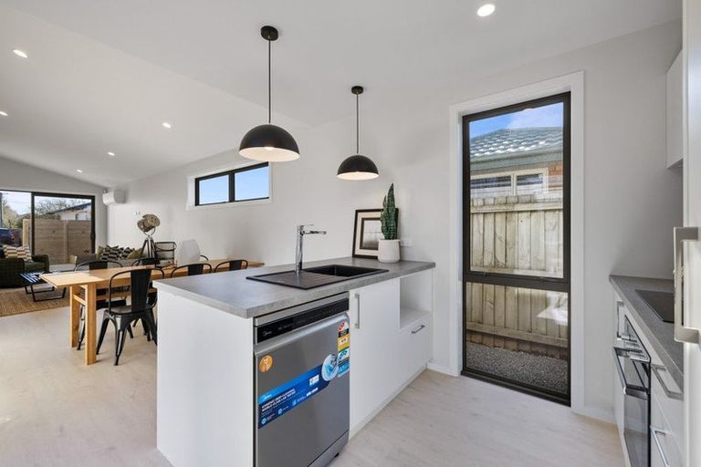 Photo of property in 10a Silvester Street, Woolston, Christchurch, 8023