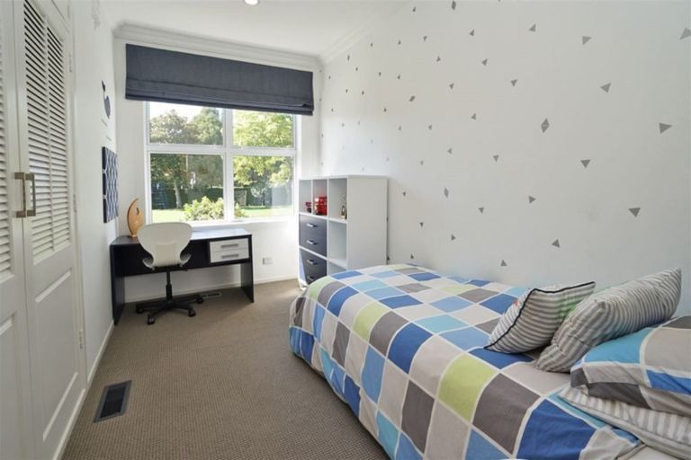 Photo of property in 23 Fairfield Road, Fairfield, Hamilton, 3214