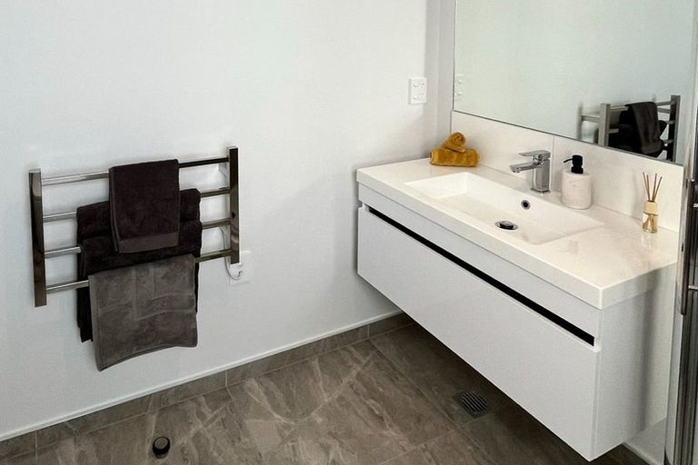 Photo of property in 3/27 Harewood Road, Papanui, Christchurch, 8053