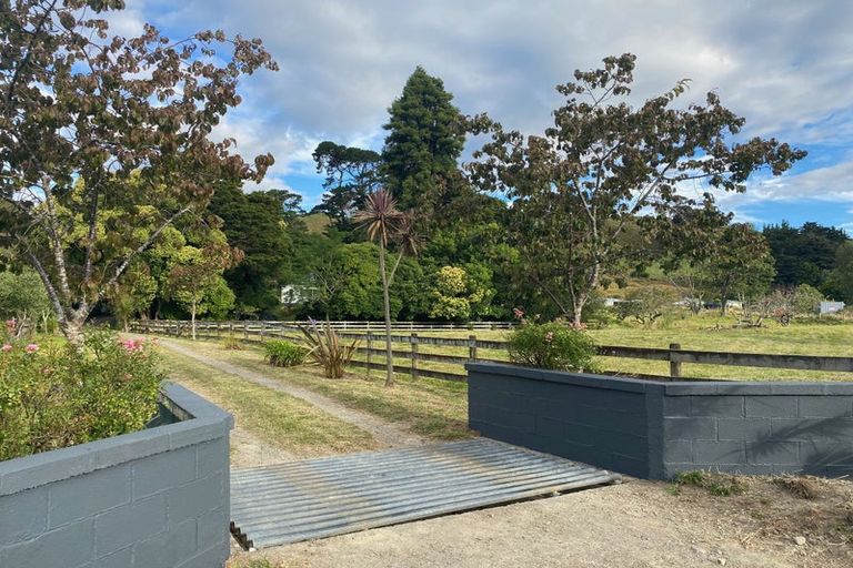 Photo of property in 490 River Road, Kumeroa, Woodville, 4997