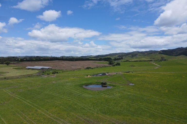 Photo of property in 1337 East Coast Road, Whakatiwai, Pokeno, 2473